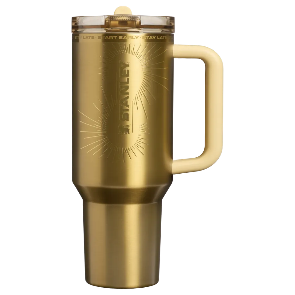 stanley-1913-messi-x-stanley-quencher-protour-flip-straw-tumbler-1-18-l-auslaufs image 1