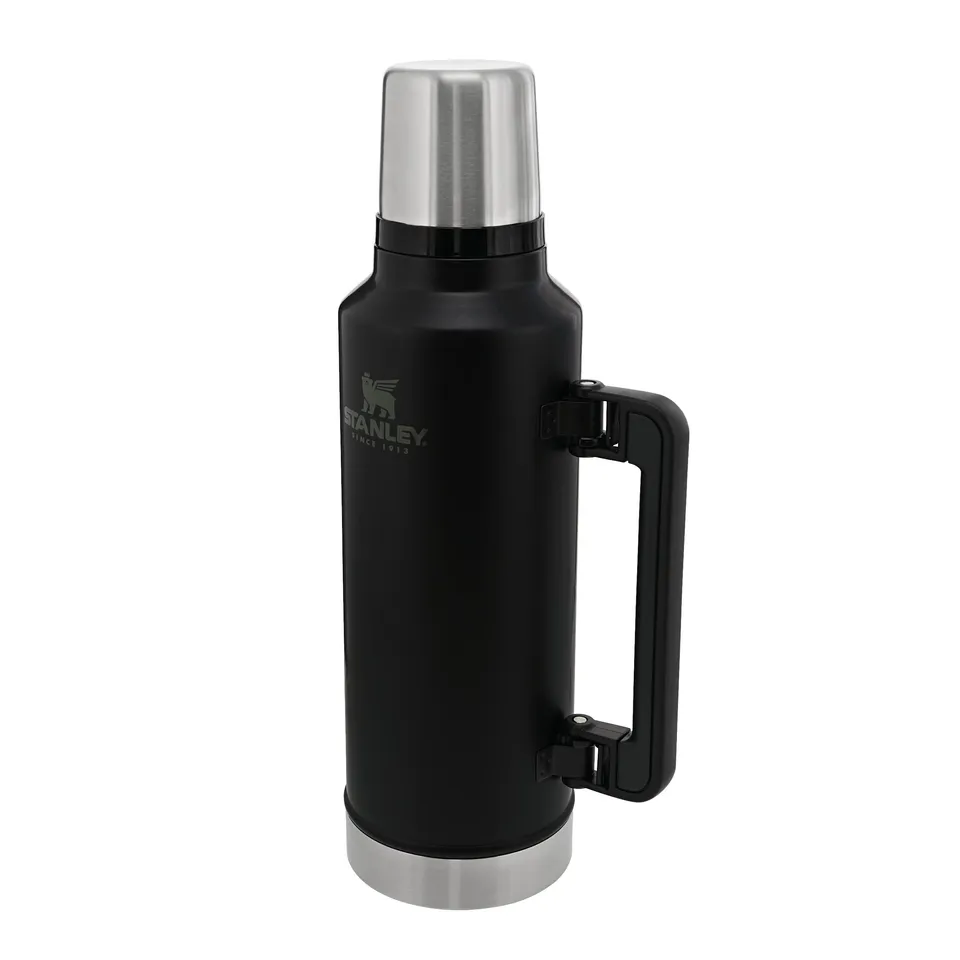 stanley-1913-classic-legendary-thermosflasche-1-9-l-matte-black-vakuumisolierte- image 1