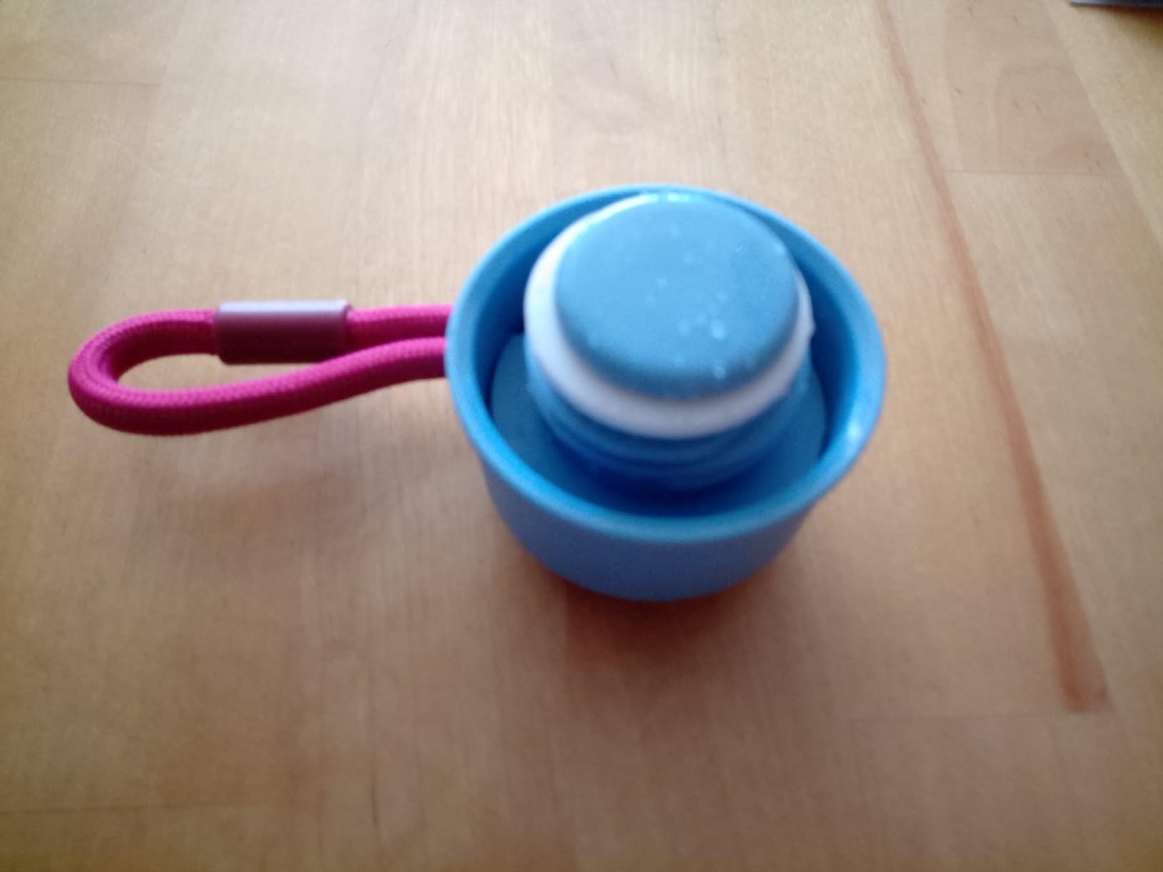 Flasche wieder dicht