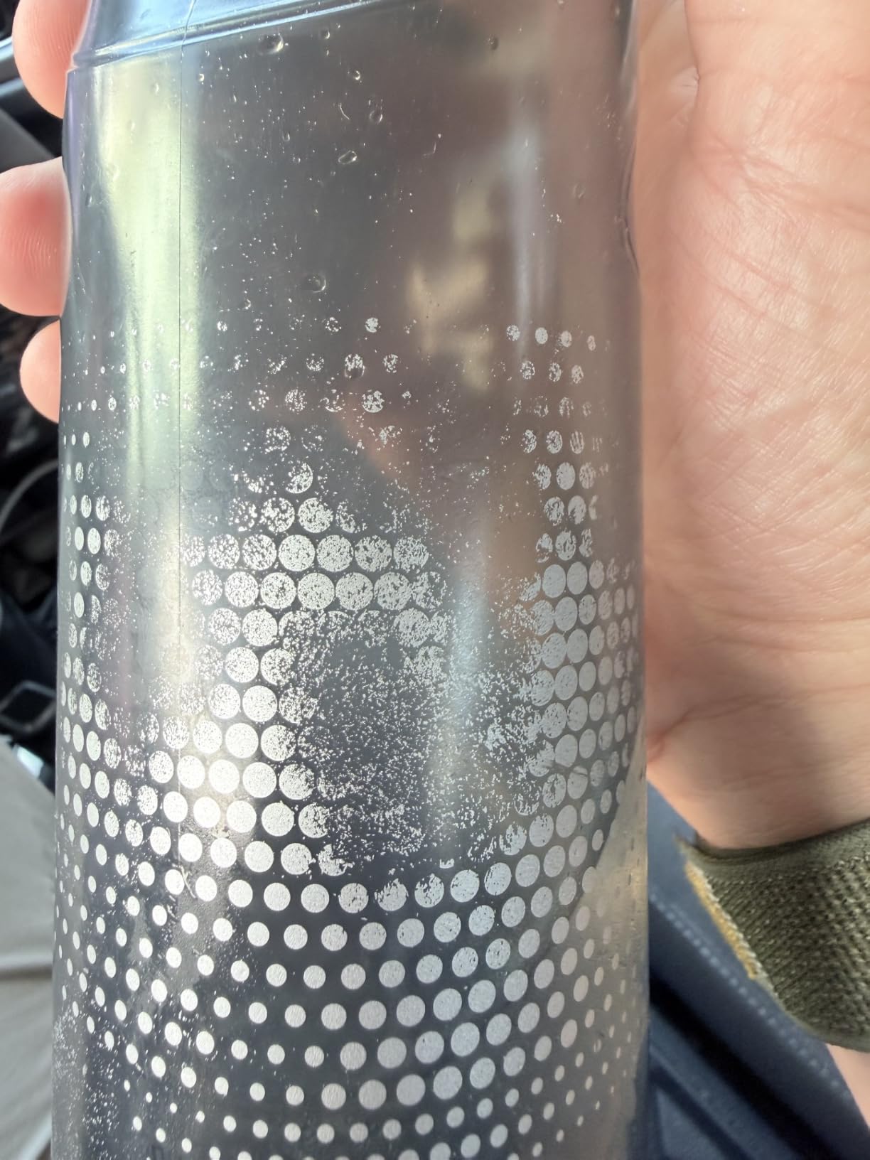 Geruch nach Plastik