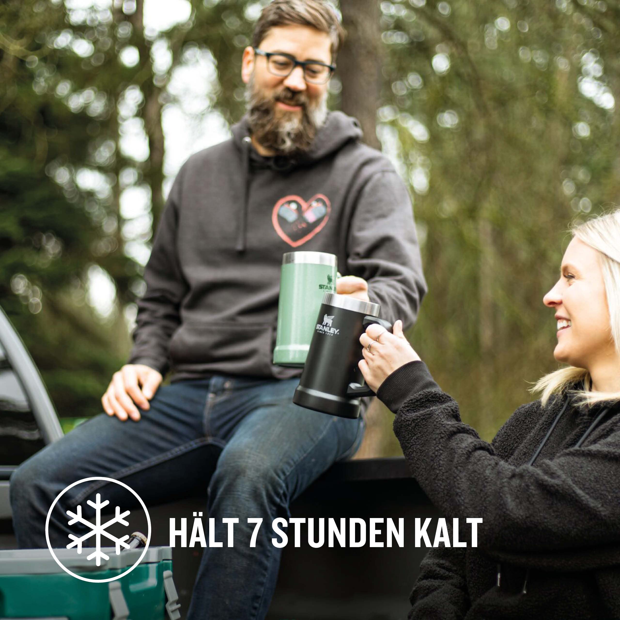 stanley-1913-adventure-vacuum-bierkrug-0-7-l-matte-black-h-lt-7-std-kalt-18-8-ed image 6