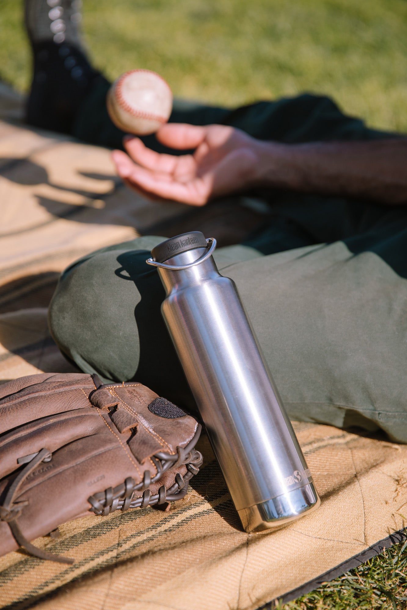 klean-kanteen-classic-592-ml-edelstahl-isolierflasche-mit-loop-cap-doppelwandig image 8