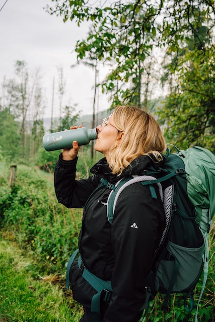 klean-kanteen-classic-wilderness-800ml-edelstahl-trinkflasche-mit-bambus-schraub image 8